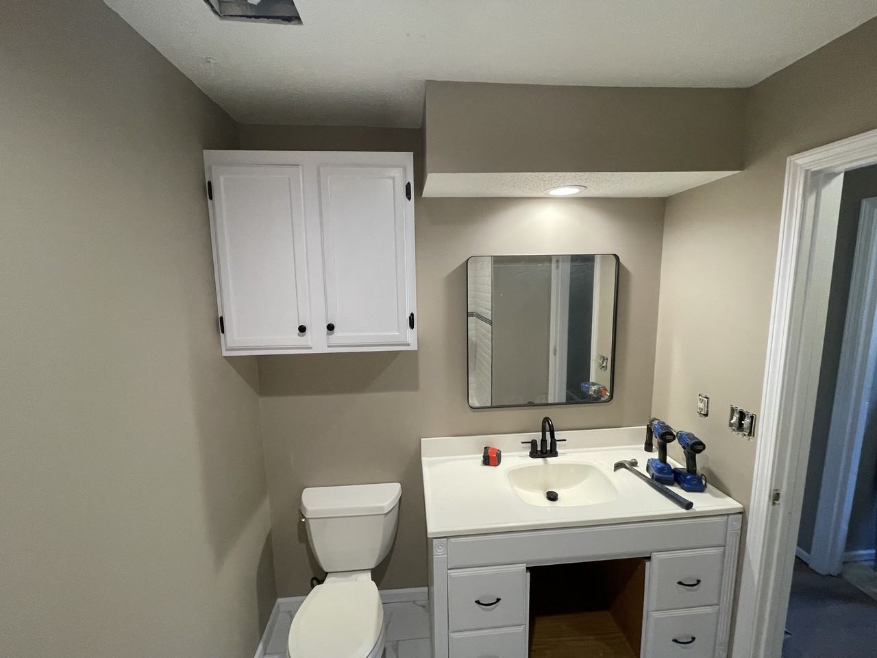 501 Se Claremont St #NA - Photo 6 of 9