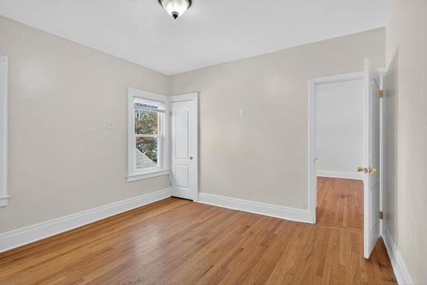 258 Hickok Ave - Photo 2 of 20