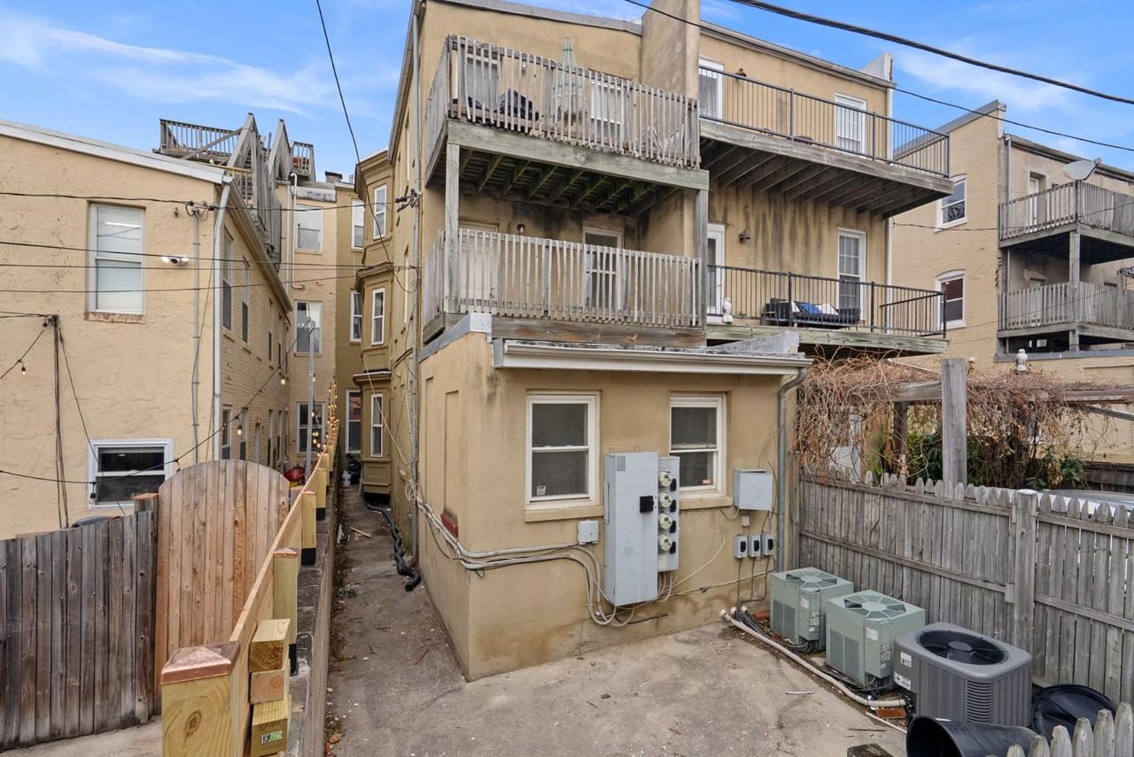 2021 E Baltimore St - Photo 5 of 6