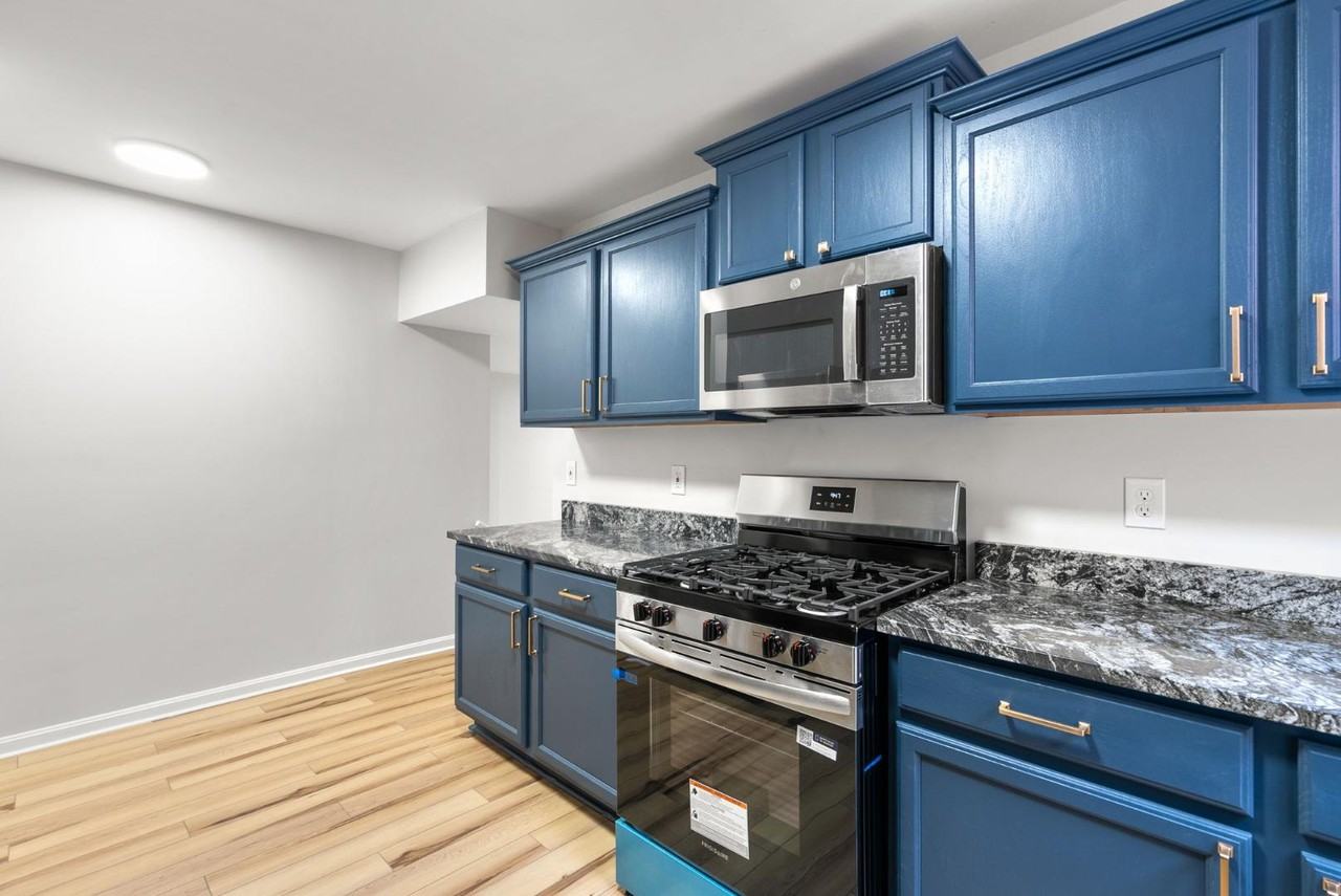 2025 E Baltimore St - Photo 3 of 15