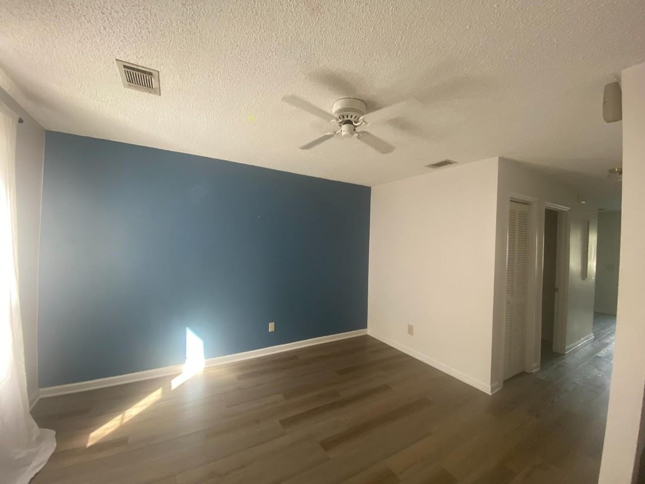 3389 Northside Dr - Photo 2 of 11