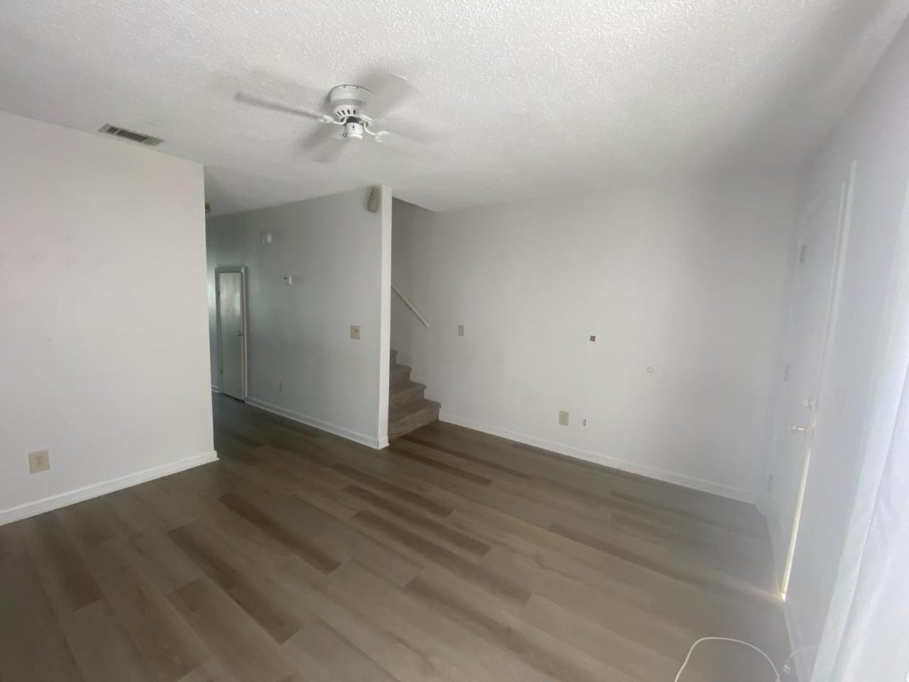 3389 Northside Dr - Photo 4 of 11