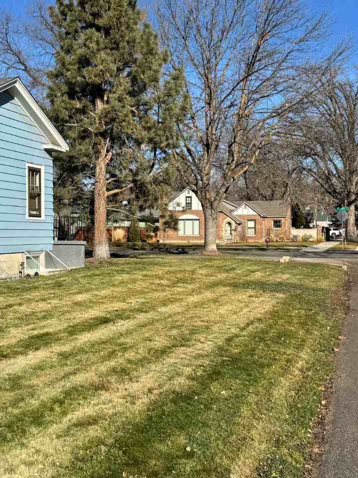 2201 W State St - Photo 3 of 6