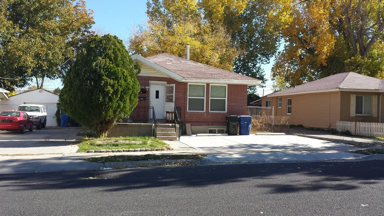 2869 S Cyprus Ln #UP