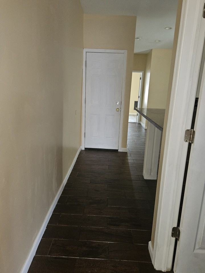 522 W Westmoreland St #2 - Photo 3 of 7