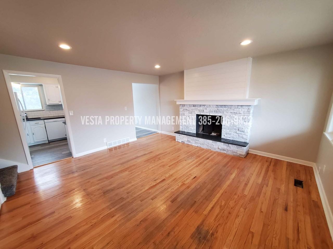 1380 3rd St #1 - Photo 2 of 10