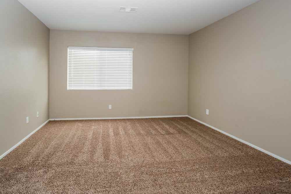 3636 Beacon Point St - Photo 7 of 15