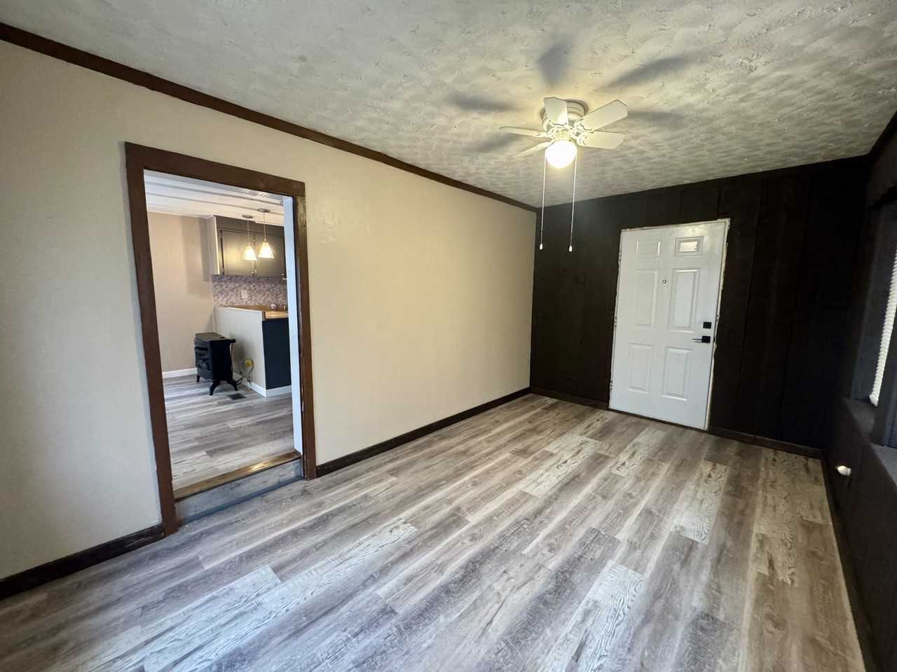 6 Fox Ln #1 - Photo 4 of 24