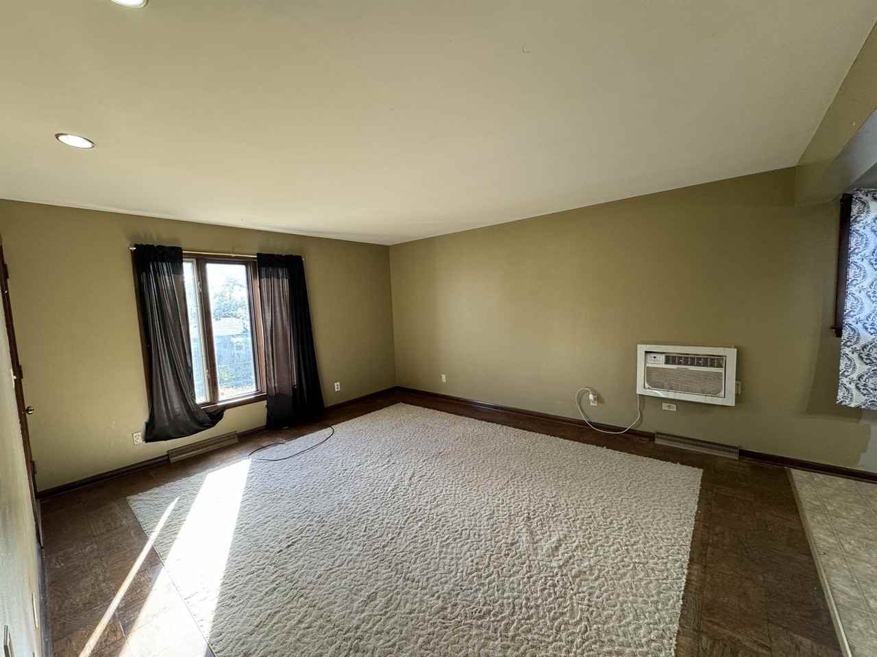 1845 Lincoln Ave #1 - Photo 4 of 12