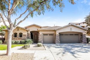 featured image of 2221 S Holguin Way