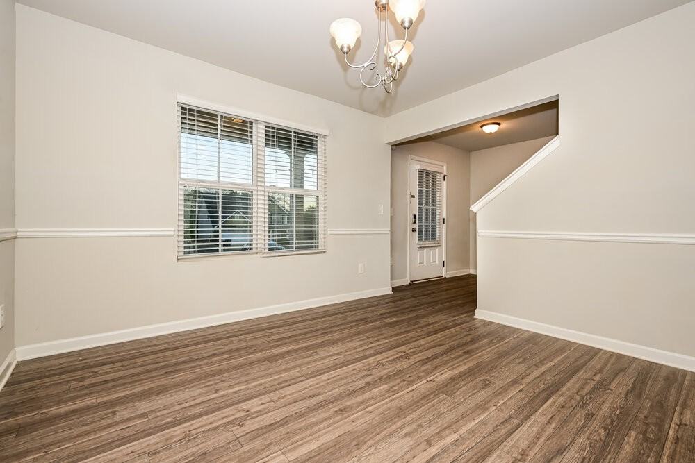 405 Invector Ct - Photo 5 of 17