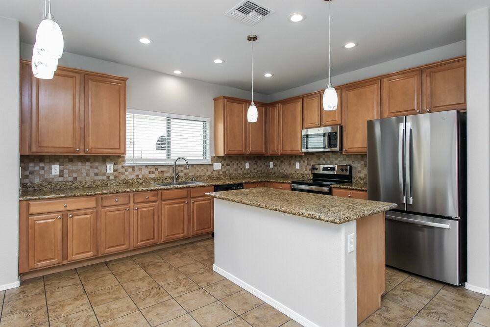 21123 E Tierra Grande Dr - Photo 7 of 17