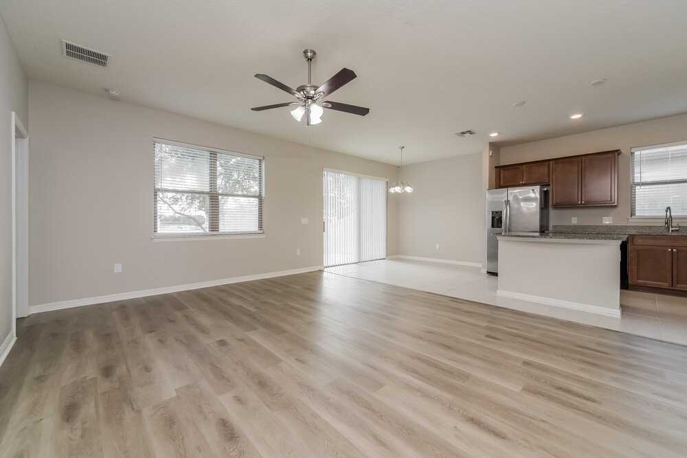 1733 Cayman Cove Cir - Photo 4 of 16