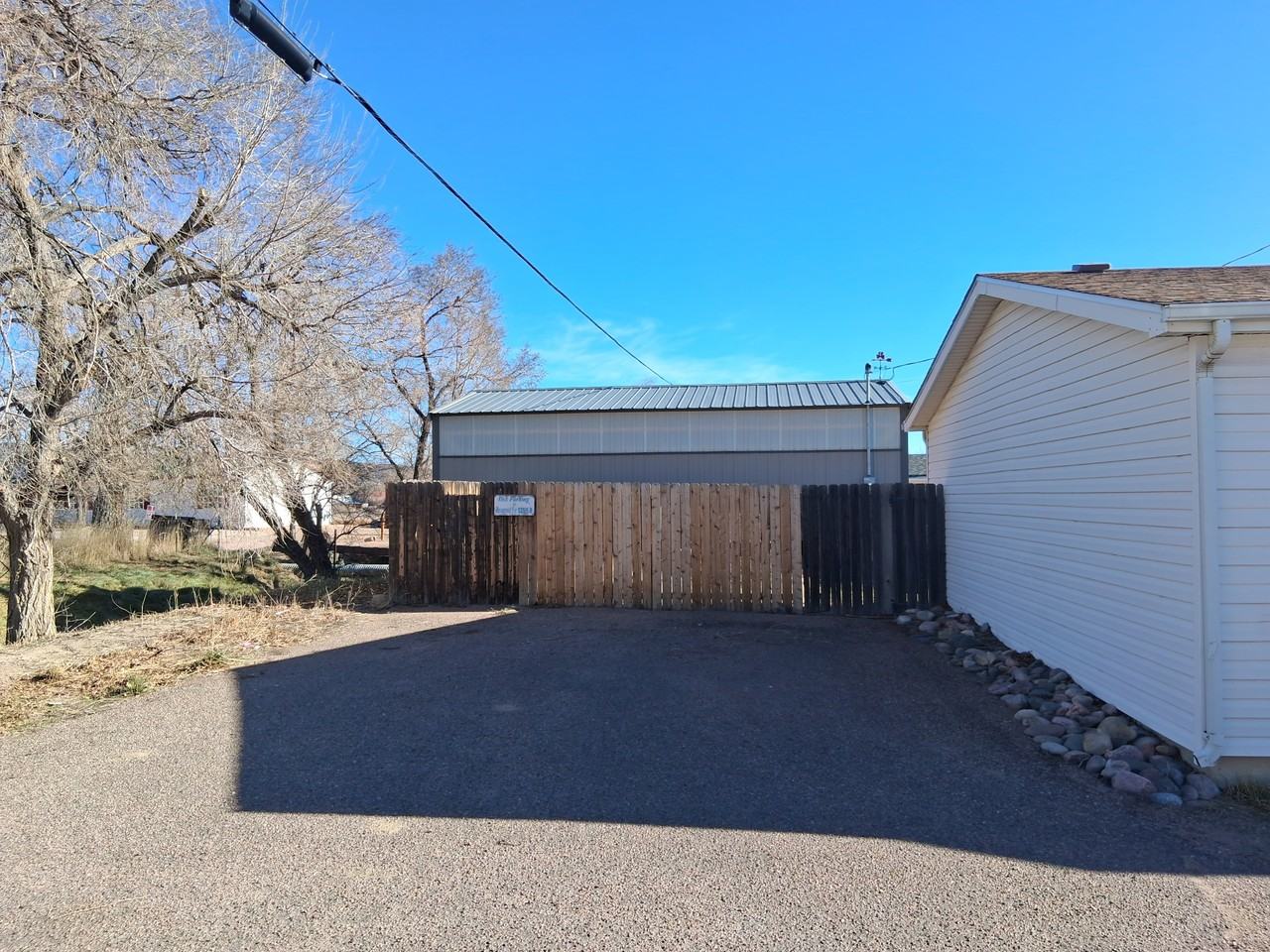 1355 Harding Ave #B - Photo 2 of 8