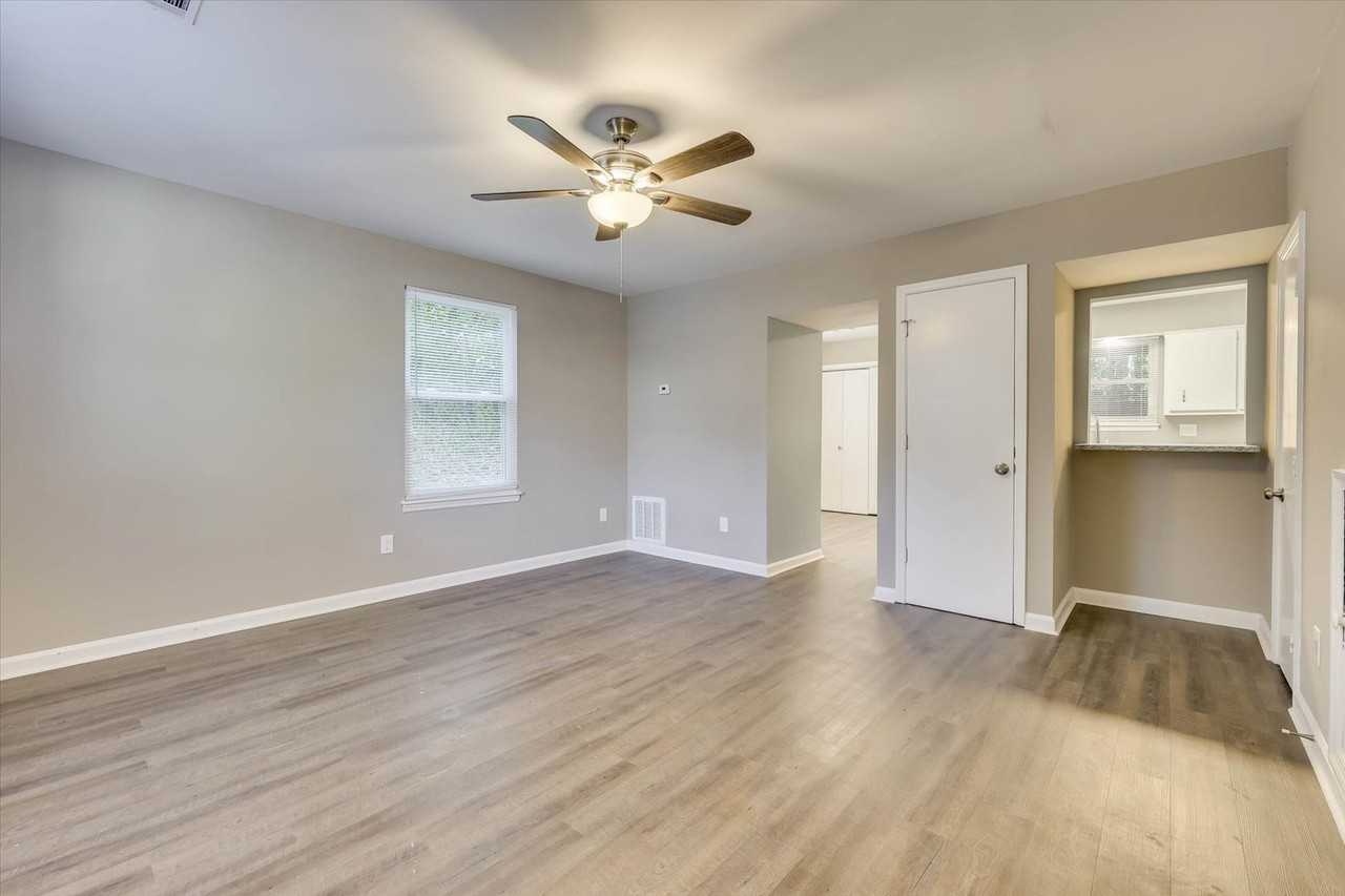 314 W Buena Vista Ave #314WALTER - Photo 2 of 25