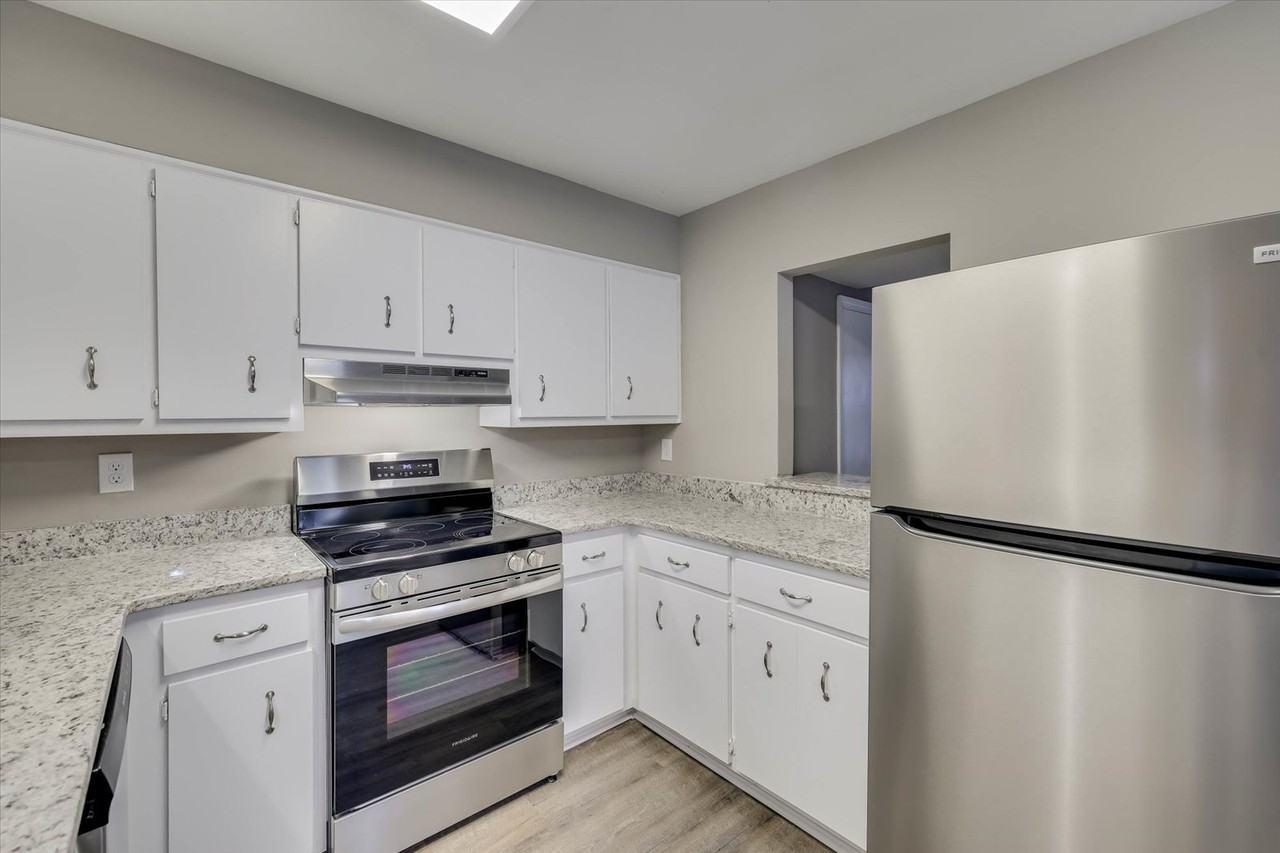 314 W Buena Vista Ave #314WALTER - Photo 7 of 25