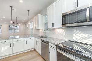 featured image of 4801 Gossamer Ln