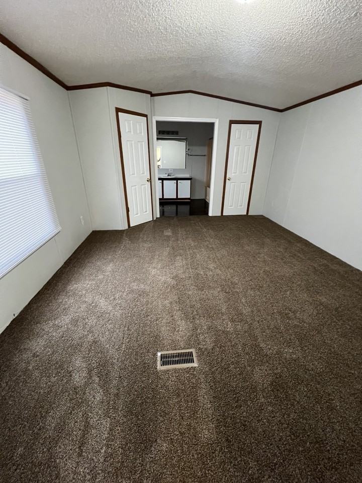 691 Julia St #1 - Photo 4 of 13