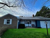 1002 Sherwood Cir #1 - Photo 1 of 1