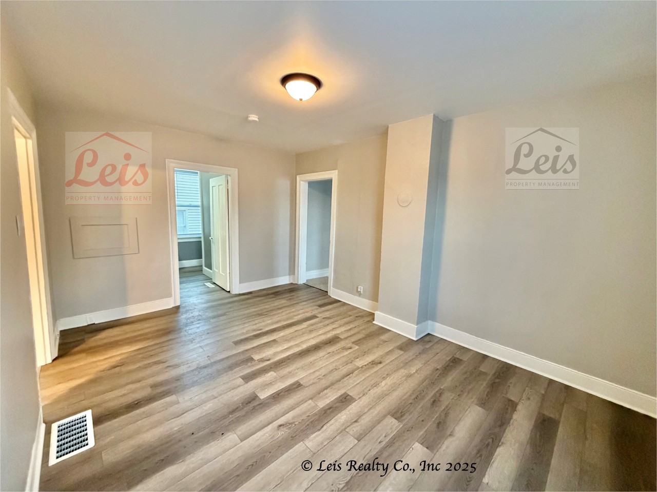 301 E Canal St #1 - Photo 6 of 20