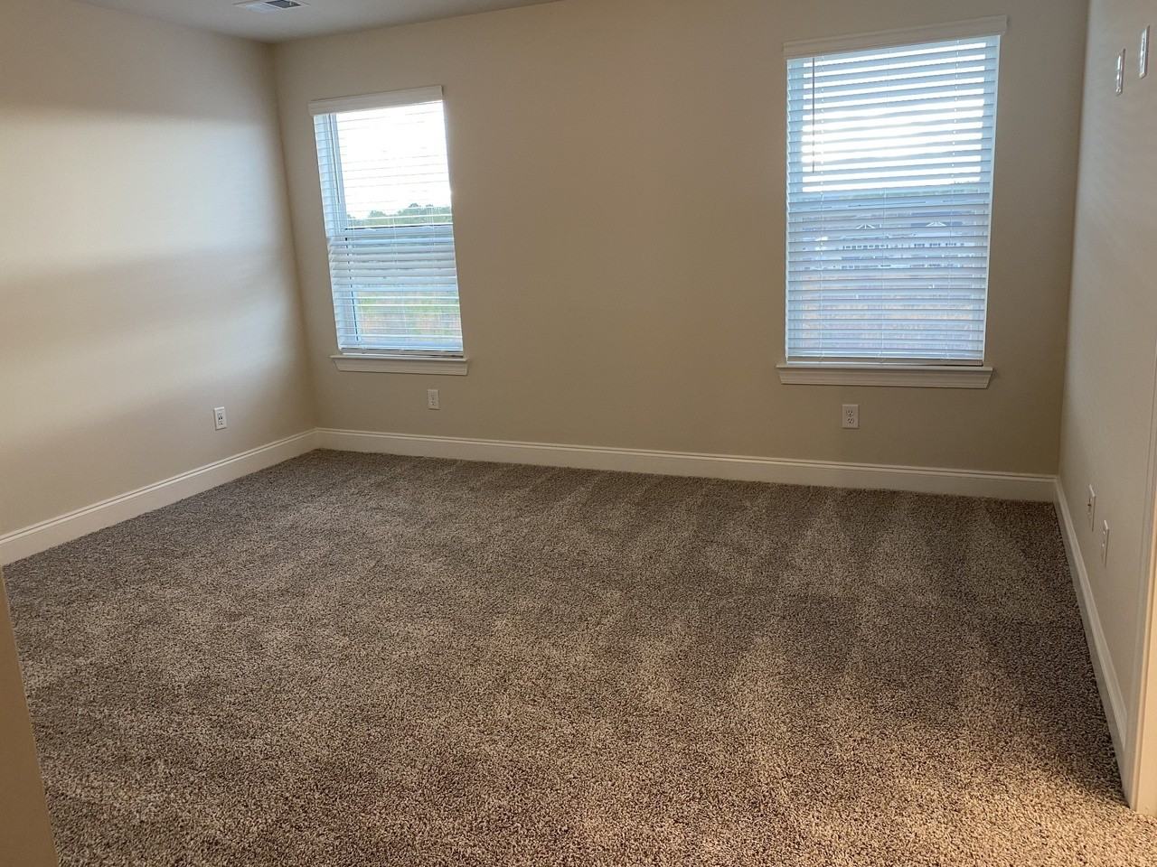 365 Coleman Ct #1 - Photo 5 of 15