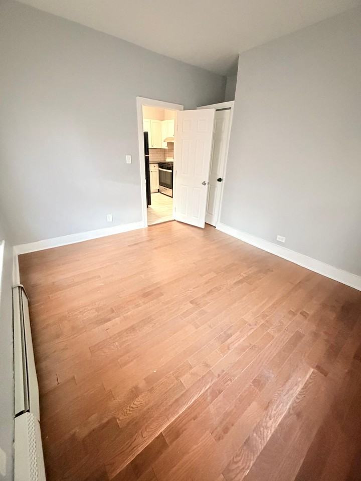 108 Dewitt St 1st Fl #1 - Photo 4 of 6