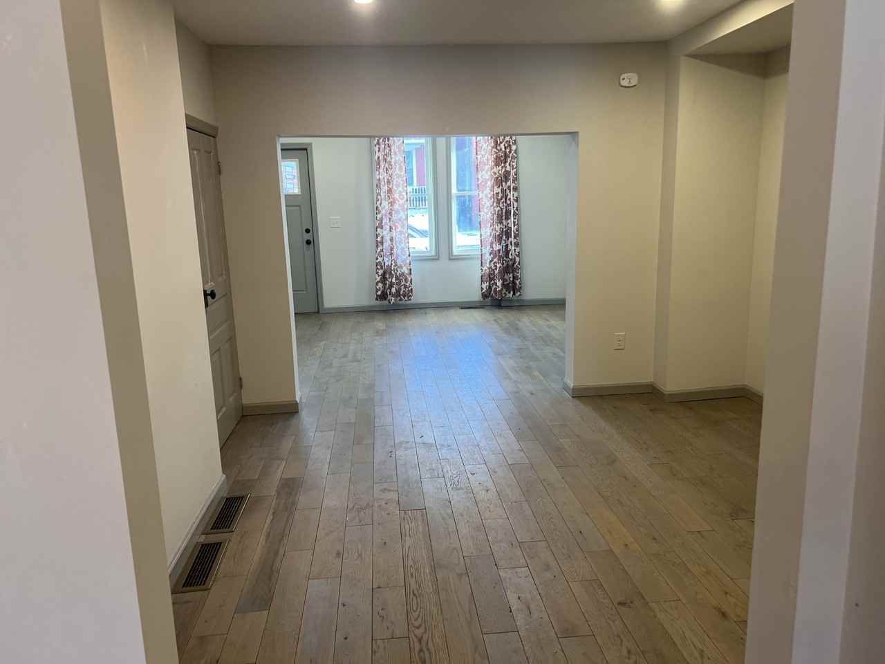 34 N Lee St #1 - Photo 7 of 21