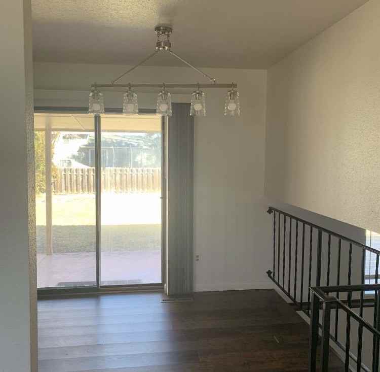 818 Mansfield Dr #1 - Photo 7 of 17