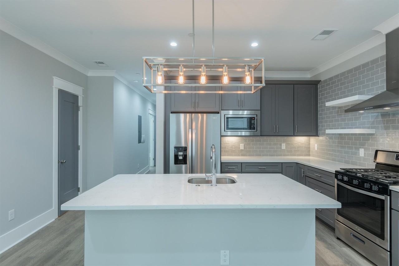 7 Sanctuary Ct #7-101 - Photo 3 of 25