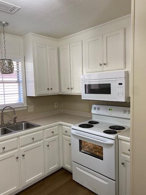 310A Mildred St #1 - Photo 3 of 16