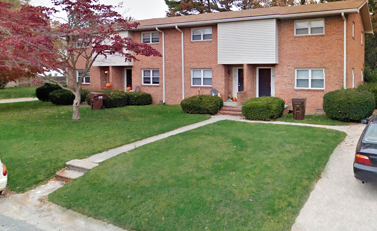 Fairfax Properties @ Salisbury - Photo 7 of 17