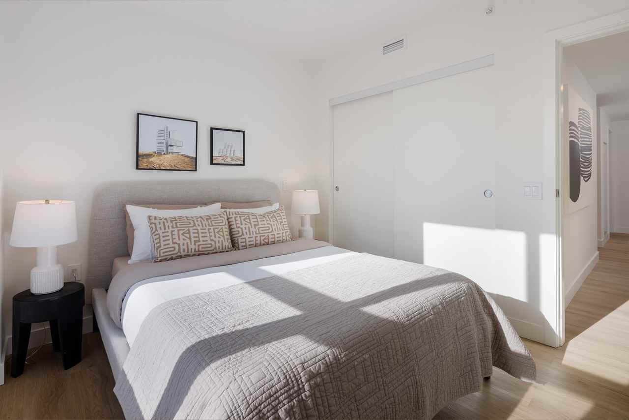 Victor Apartments - Photo 6 of 19