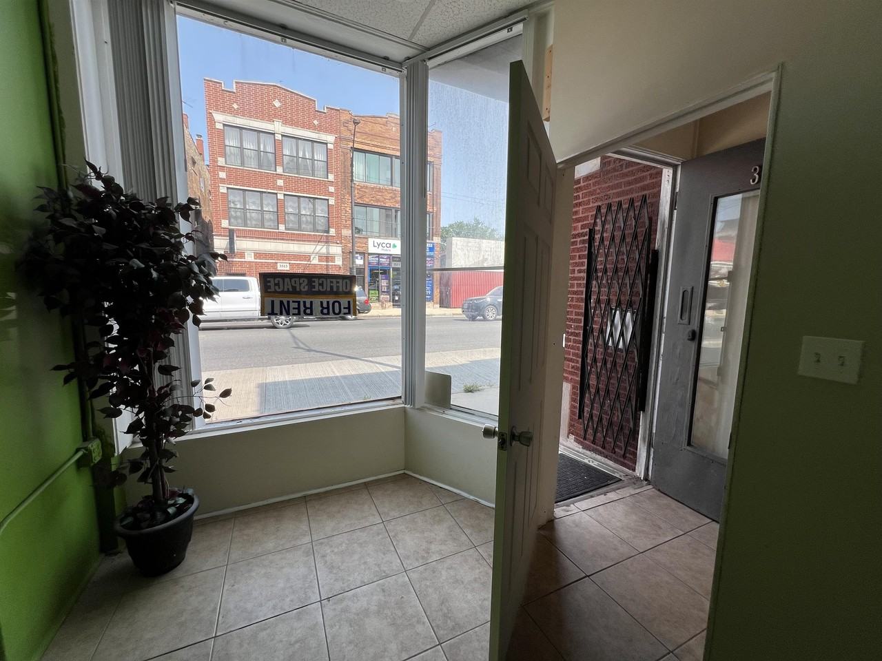 3512 N Pulaski Rd #1 - Photo 2 of 9