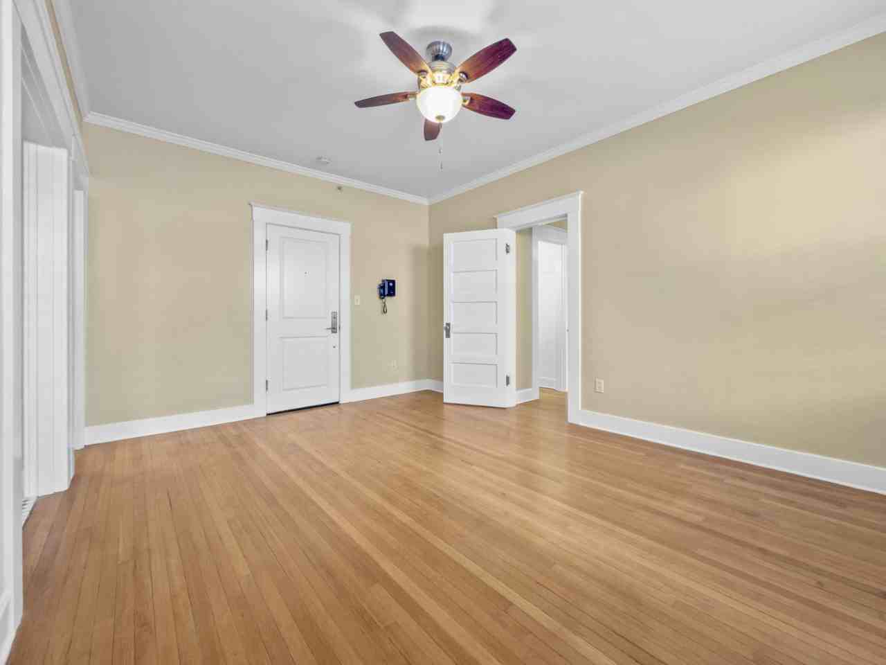 2056 NW Glisan Street - Photo 2 of 22