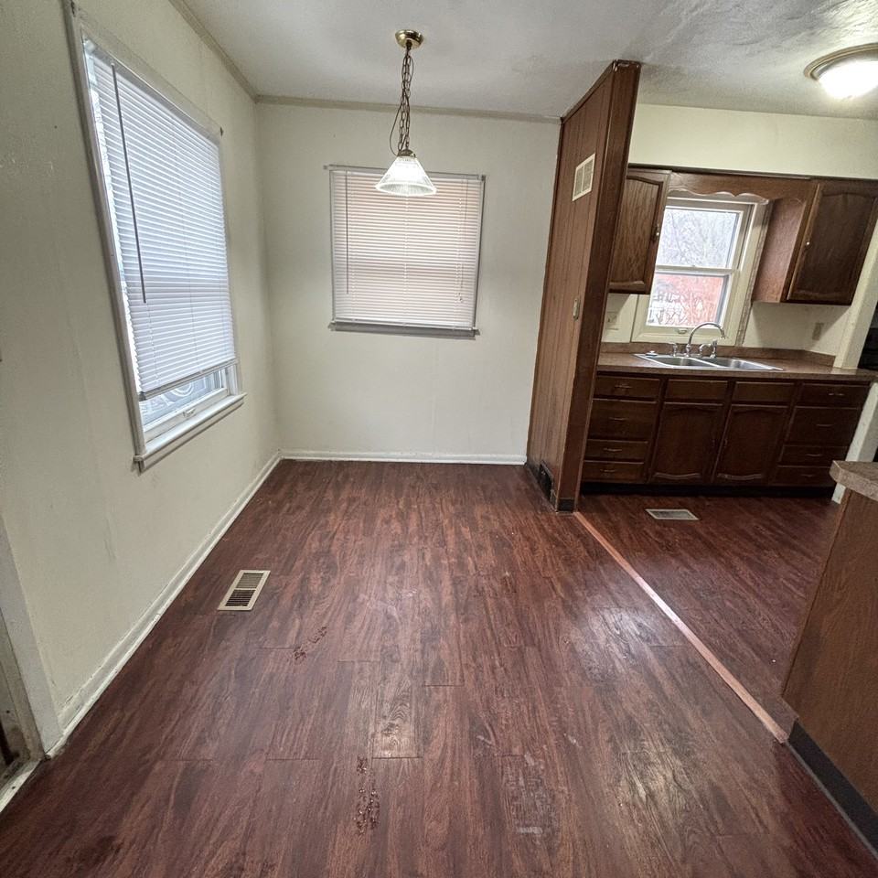 6321 Cooper Road - Photo 6 of 13