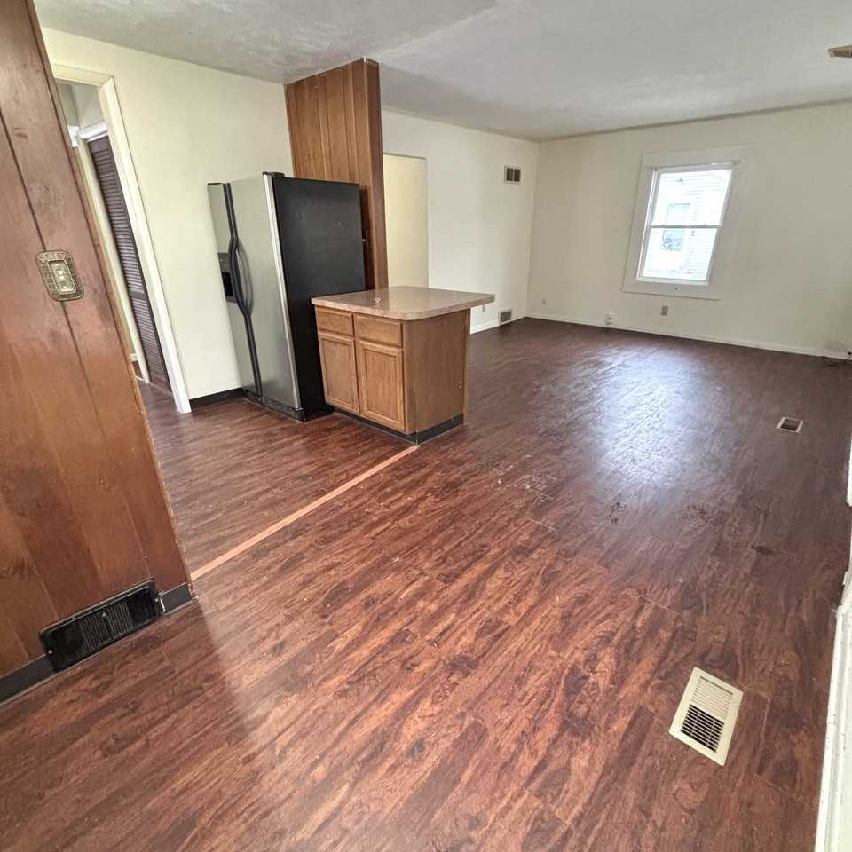 6321 Cooper Road - Photo 5 of 13