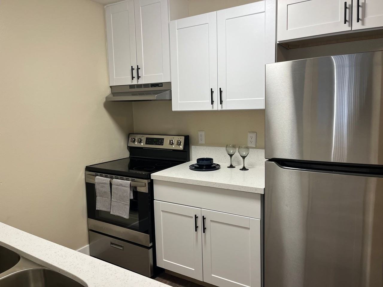 ATTN: Leasing Office - Photo 3 of 27