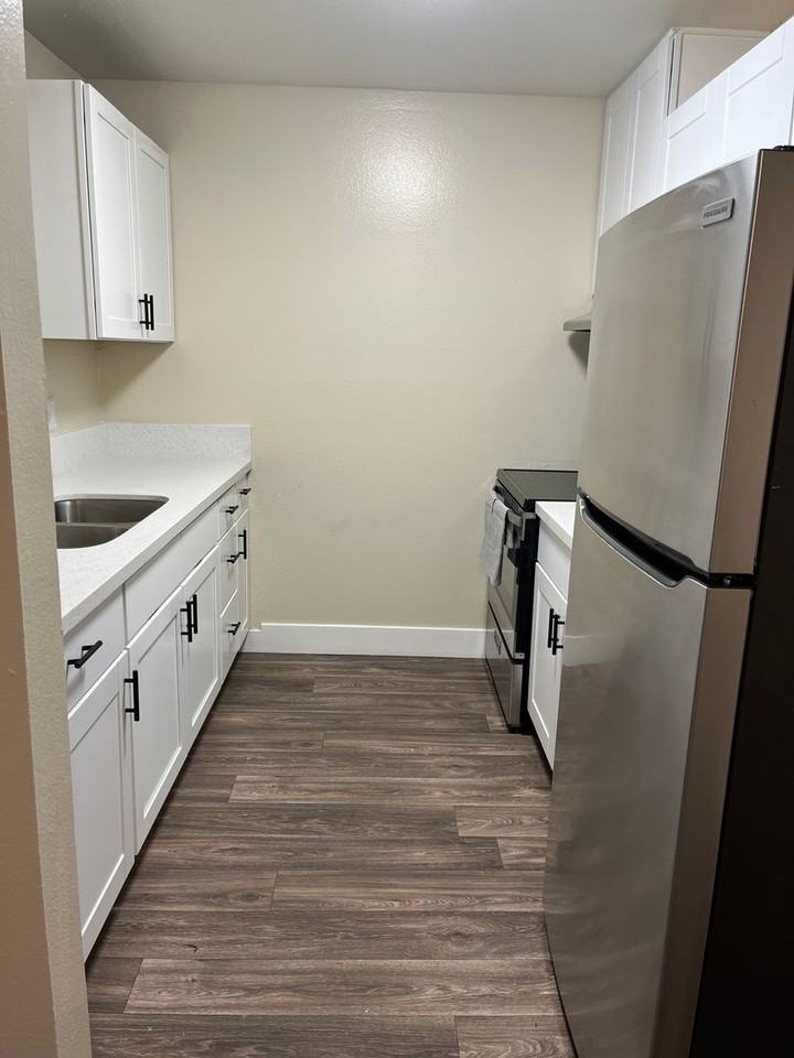 ATTN: Leasing Office - Photo 4 of 27