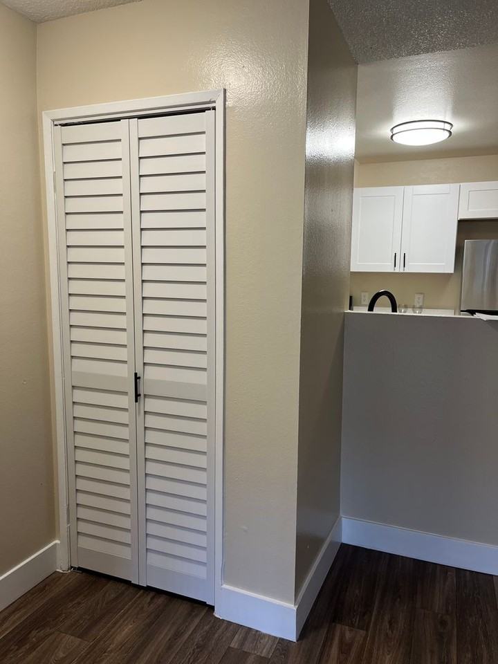 ATTN: Leasing Office - Photo 7 of 27