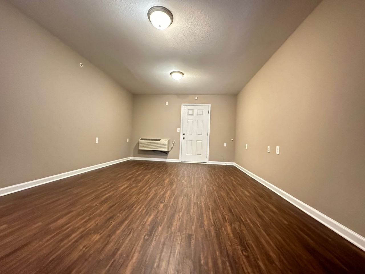 Condor Court - Photo 3 of 50