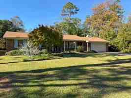 featured image of 222 Knox Dr #1