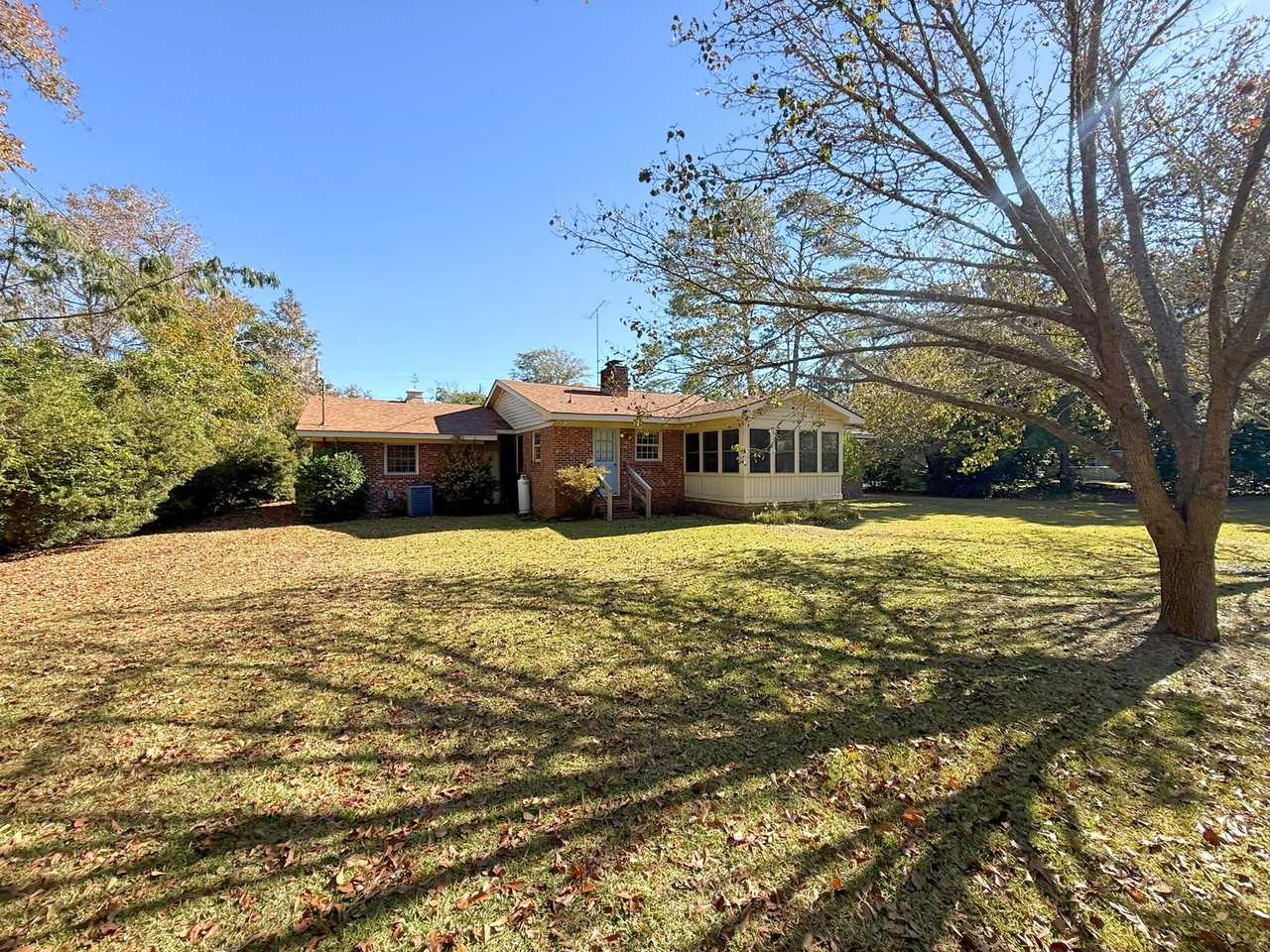 222 Knox Dr #1 - Photo 4 of 25