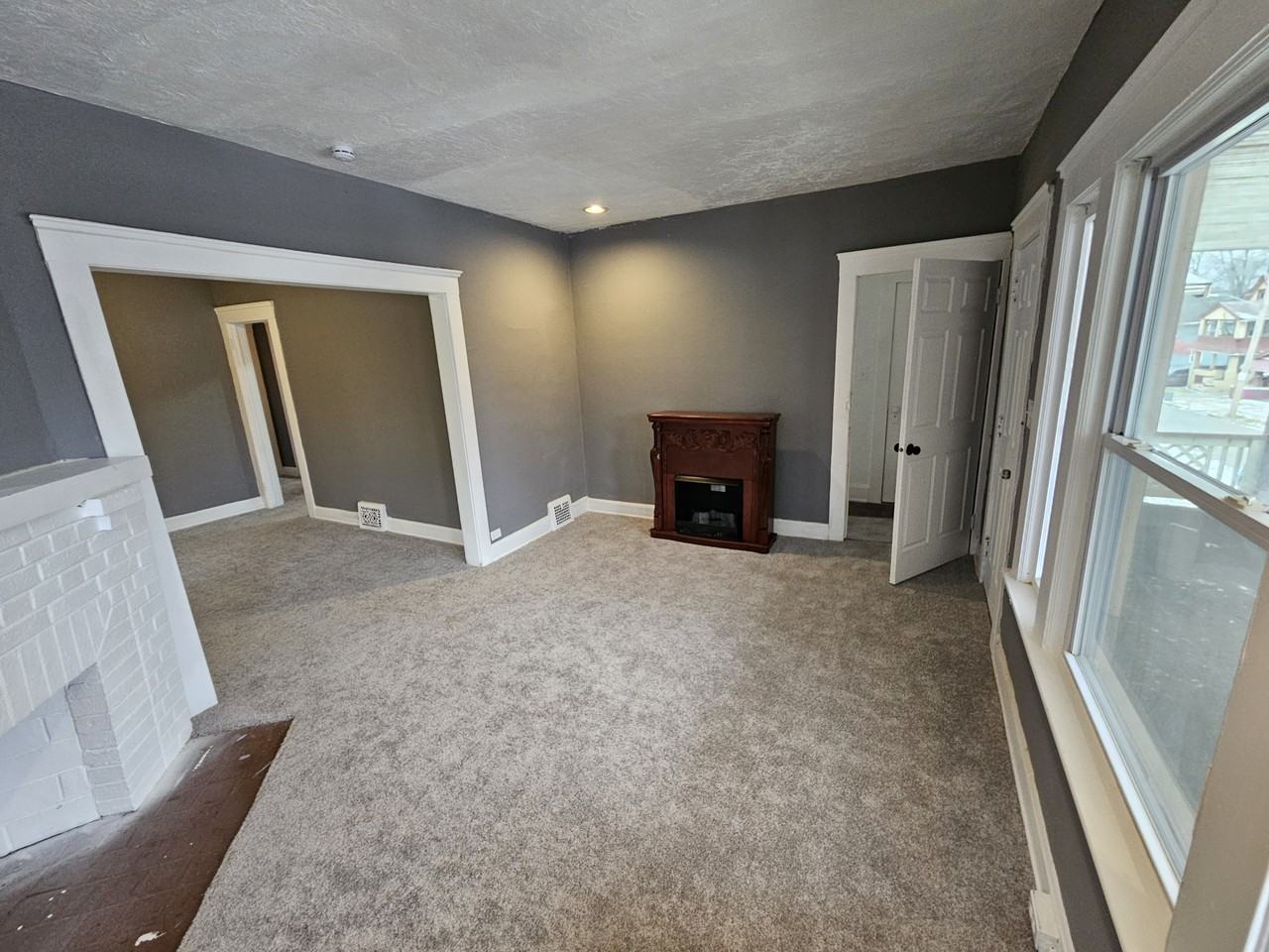 440 E 115th St - Photo 3 of 16