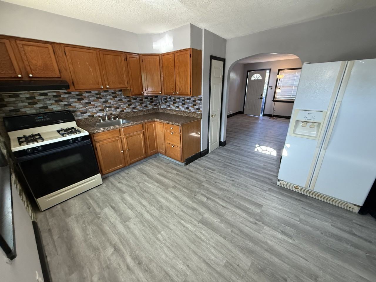 419 Garden Ave #1 - Photo 5 of 13