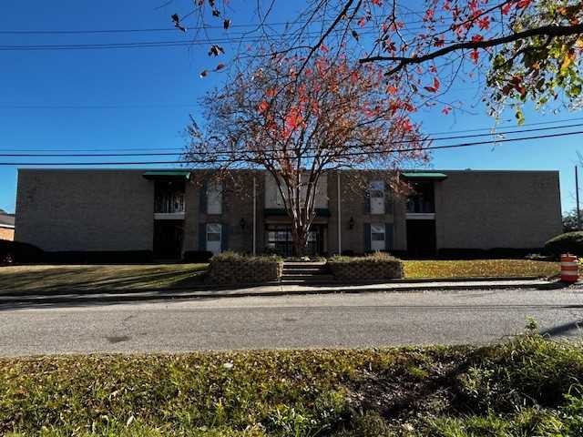 Southern Court Apartments101 North 32nd Avenue - 27 #27 - Photo 2 of 4