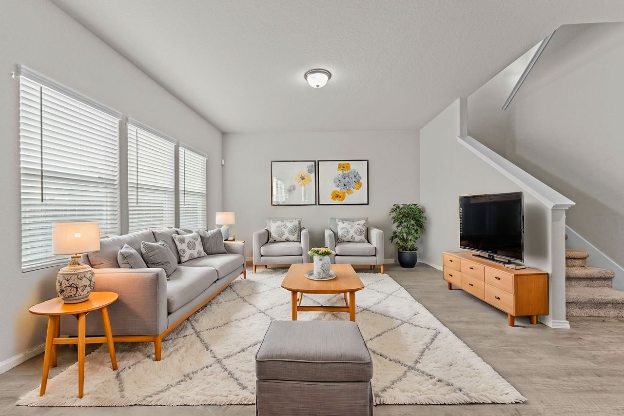 7115 Mesa Clfs #1 - Photo 4 of 28