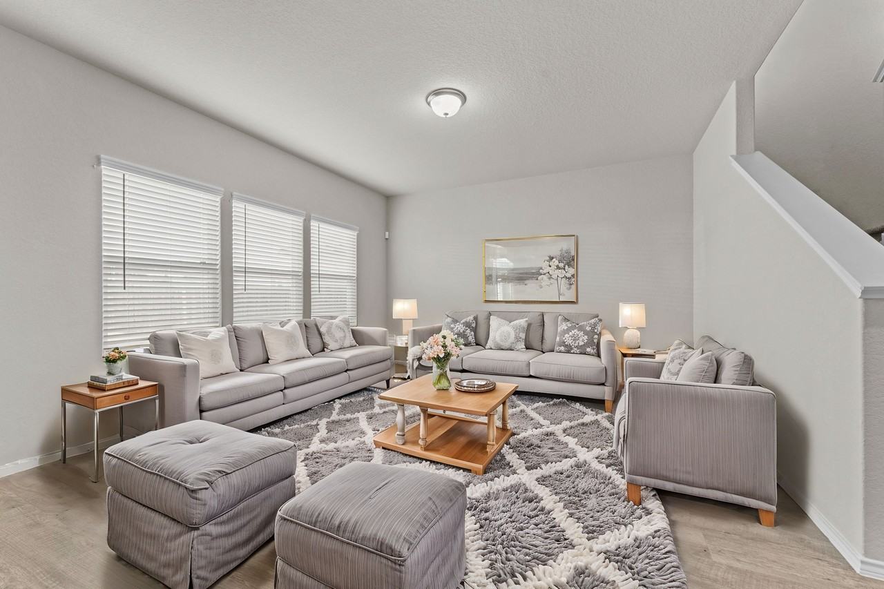 7115 Mesa Clfs #1 - Photo 6 of 28