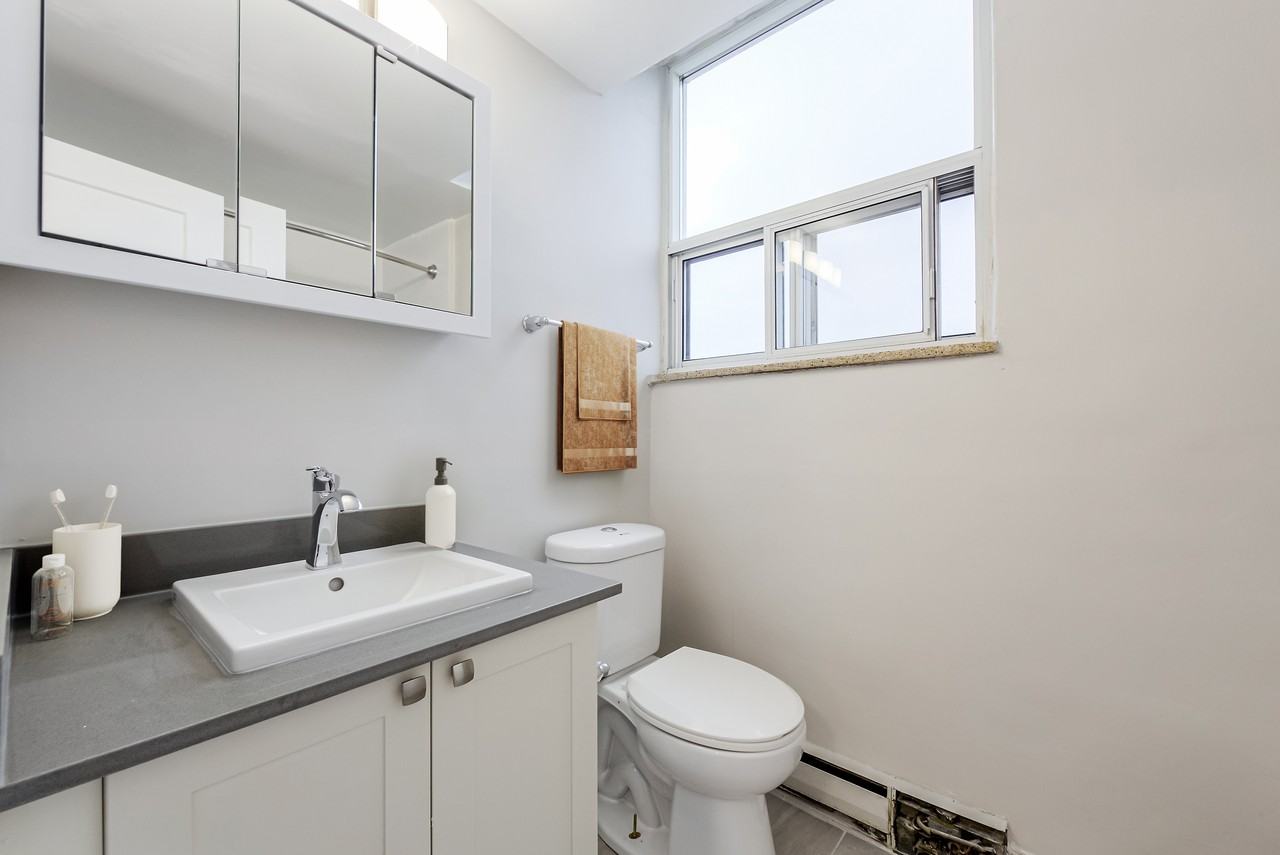 Concord Apartments - Photo 5 of 11