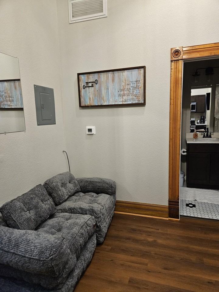 519 Main StreetUnit J #J - Photo 2 of 15