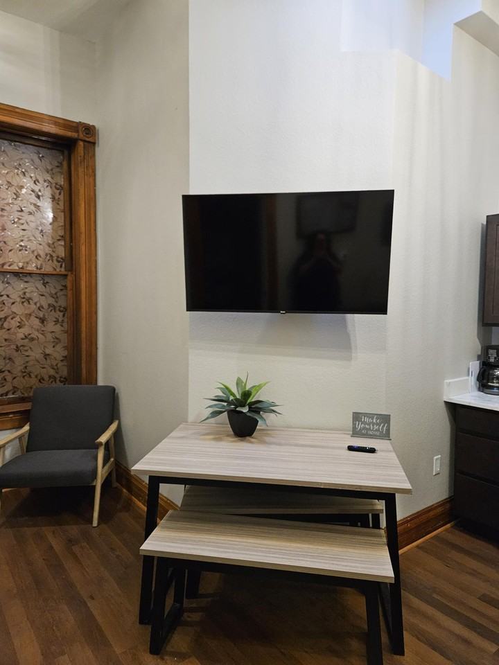 519 Main StreetUnit J #J - Photo 4 of 15